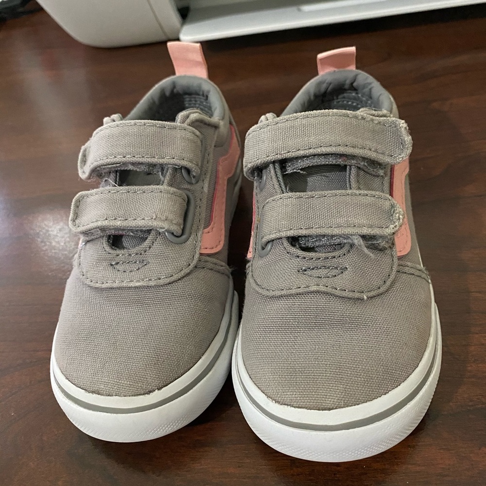 Girls’ Vans Toddler Ward Velcro Skate Shoes